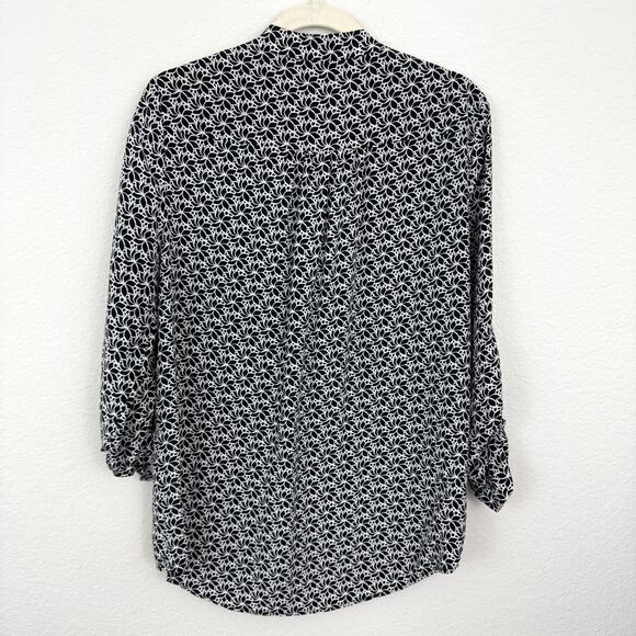 Diane Von Furstenberg Women Gilmore Button Blouse Size 12 100% Silk Floral Black - Picture 3 of 8